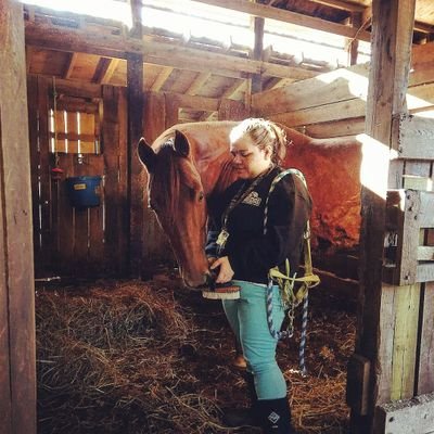 Anime Watcher, Music Lover, Ghost believer, and equestrian! i love horses, especially my boy 💙 also this emoji represents my soul 🖤🖤