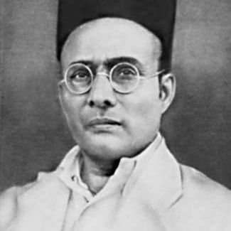 Smilly4ever's profile picture. माझ्या ओंजळीतला माझा पाऊस
तुझ्या हाती कसा आला?
माझ्या हातांनीच त्याला,
सांगीतले असेल कुठे कसे वळायचे!
नाहीतर त्याला कसे माहित,
कुणामागे पळायचे!