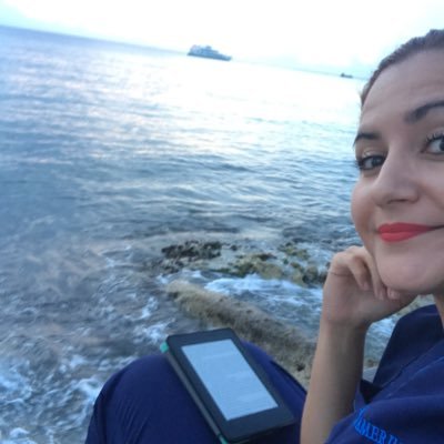 Médico / Chamán / Asistente Espiritual (Ahi no más por si se les ofrece)