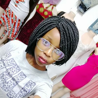 I am loving kind. I Enjoy singing,modeling, and dancing...😀💅 making friends is my speciality