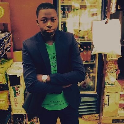 NdiayeC00460404's profile picture. الأخبار الترفيه الأزياء والفنون والثقافة الجمال الرياضات