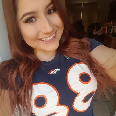 amberlye33's profile picture. Married ❤💍