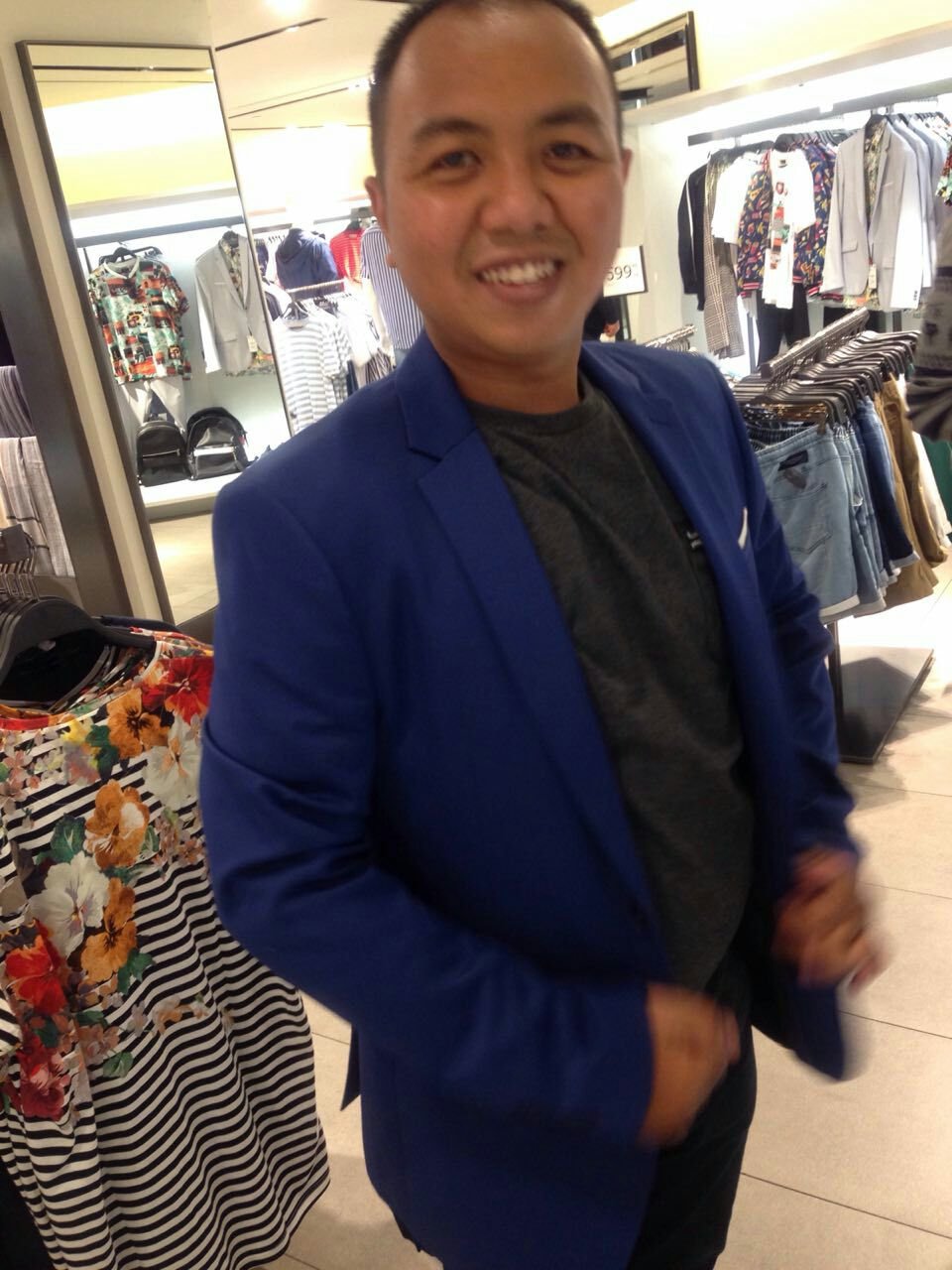 revaldo_offical's profile picture. Offical Twitter Account. Kecamatan Gunung Anyar Partai Perindo