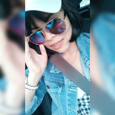 FB: Bowra suthawan 😀
Line: suthawan_bowar
IG: bowrasuthawan