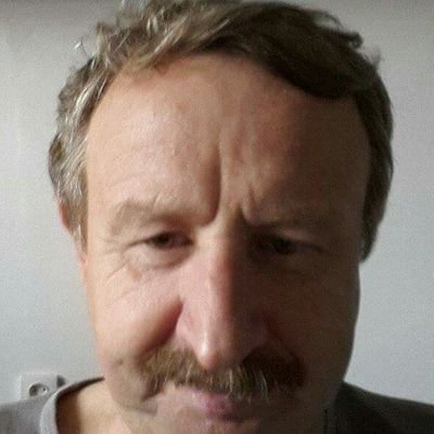 Každou kravinu, co tě napadne, si patřičně užij.