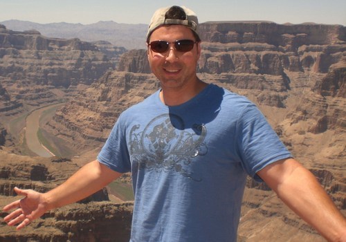 Max Palma is the founder and head Web Analytics and Designer at Agile Internet.  AgileIN does web hosting and design and also includes job postings.