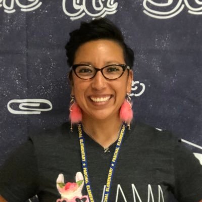 I'm a pretty Awesome Wife, an ok Mom to 3 average kids, and I LOVE teaching Elementary Phys Ed. In my free time I run, kayak, and drag my kids to festivals.