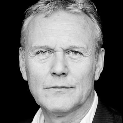 Vocal Works Gospel Choir + Anthony Head + Georgia Box perform to support local Mind charities on Saturday 15th September, Wells, Somerset, UK