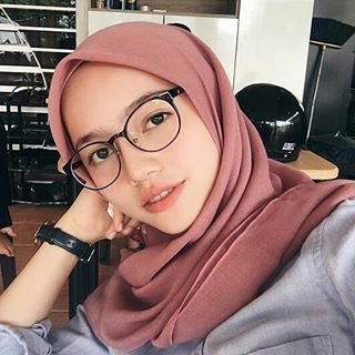 Mohon awak semua follow back saya ye..mencari ramai kawan