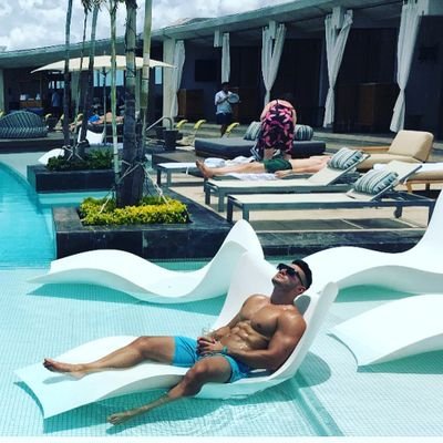 Braazil21cm's profile picture. Yesterday is gone. Tomorrow has not yet come. We have only today. Let us begin