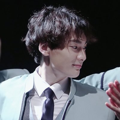 현대무용, 나카시마 치아키.ㅣ조용히, 조용히… 선생님도, 친구들도, 병원에서도. しずかにして. 괜찮아, 나는 여리고 다정한 음이 되어줄게.