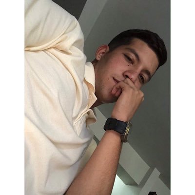 20. El fútbol es mi droga♥. Desconfiar se ha vuelto mi rutina. No creo en nadie, tampoco les pido que crean en mi.