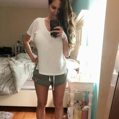 LindaSm27612552's profile picture. 