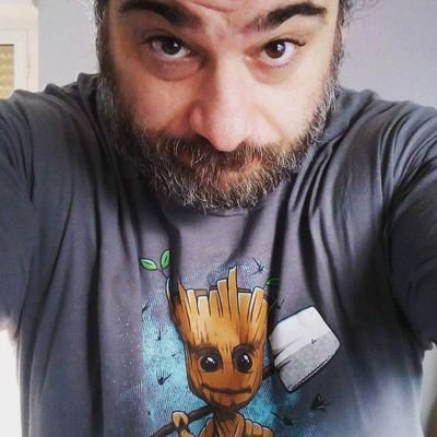 Content Creator, Streamer, Papà e Pizza Eater. Gioco a FC e parlo di Calcio.