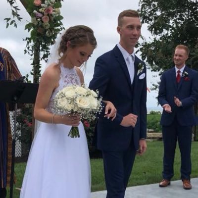 momma to Logan Micheal Scott 💙@jackscott2343 💍 I love you to the moon and back #mariannestrong 12/25/2018 ❤️🎗