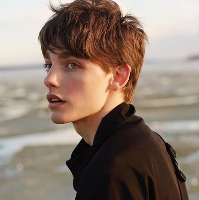 ☼∬Ɇx- øłssøn.▯Ex-Huffle;🌻Sυɴғlower.▯◌ ❛ Iт ιѕ ɴoт eɢo, ιт ιѕ ѕelғ-love ❜ ◌ —▯ Karkarov’s❀; Cléo▯—xix∴