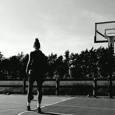 ''Make it happen''
        -Michael Jordan
