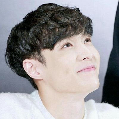 YOvaboBy1PIPtDk's profile picture. 