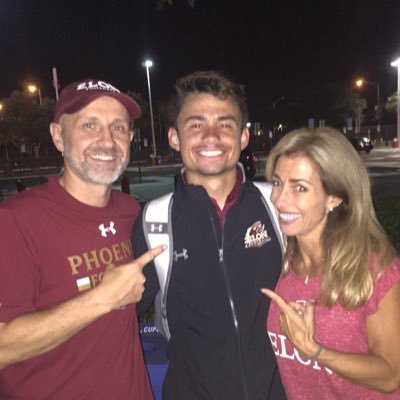 Elon mom to #81, Kicker Skyler Davis. Proud mom of Willough Davis, Furman⚽️ to Clemson to UNCC PhD student. Wife, Husky lover and mental health advocate.