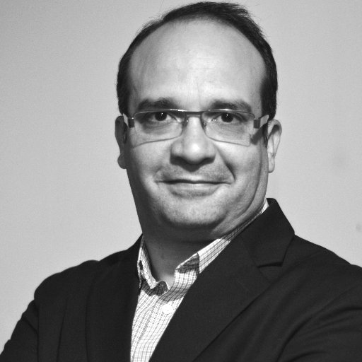 vidolopez's profile picture. Comunicador, analista, cristiano, edificador de puentes de diálogo.
Maestro en Análisis Político y Medios de Información.