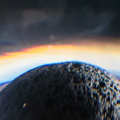 azahiland's profile picture. Artista y cineasta