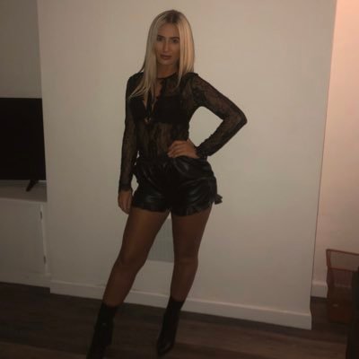 22 • mcr • insta: lu.b.xx •