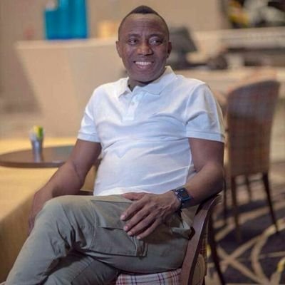 Students4Sowore's profile picture. Revolution Now!
The time is Now! 
Sowore lead us Now!