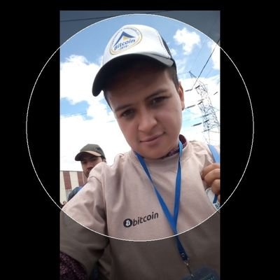 CamiloAndrsRiv1's profile picture. Confiable