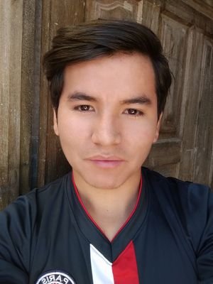 GualbertoL30's profile picture. De pequeño era travieso, hoy en día más