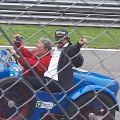 BorjaCuervo's profile picture. La suerte es el pretexto de los fracasados...
ALONSISTA!!! ♣♥ #14 // Casillista // Madridista (de los de verdad)