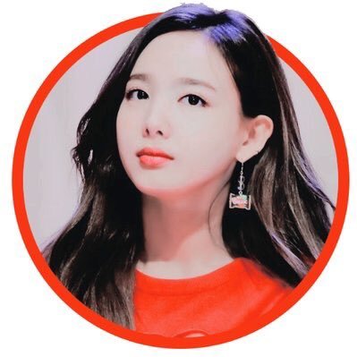 • ` Ｓｏｎｇ Ｂａｒｂａｒａ ’ • Known as Babi. Aspiring musician, voice of an angel. Mother of 8. ~ @MNTREC 🌻