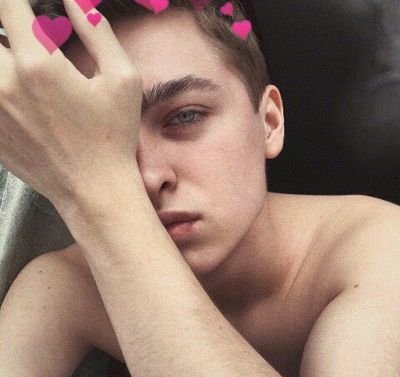 9 y.o🌈Взаимная анф=анф💚💛
⚡#OneDirection ⚡#loveislove⚡#Sherlock⚡#30STM⚡#twentyonepilots #riverdale #ColeSprouse