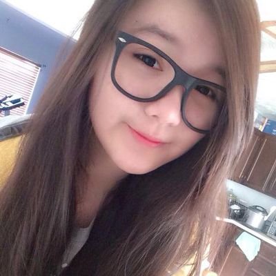 classy and fabulous.
Hi!! I'm Vivi 😘
