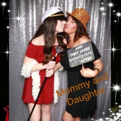 lizestrada06's profile picture. Wife/ Mom/ Educator/ Student