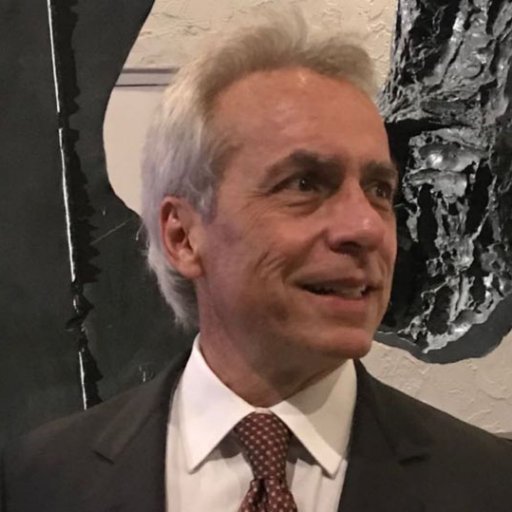 Economista, Empresario. LinkedIn: Carlos Lorenzo Damiani Bustillos