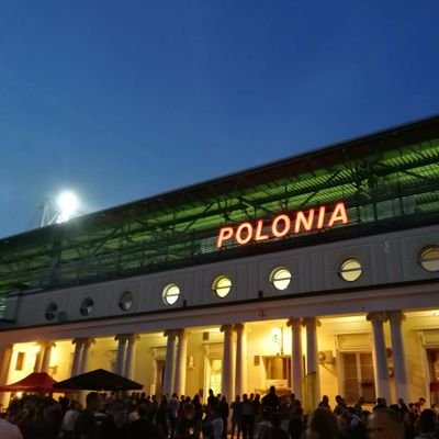 Polak, katolik, szczęśliwy mąż i ojciec, kibic Polonii Warszawa. Uwielbiam podróże, szczególnie górskie wycieczki.