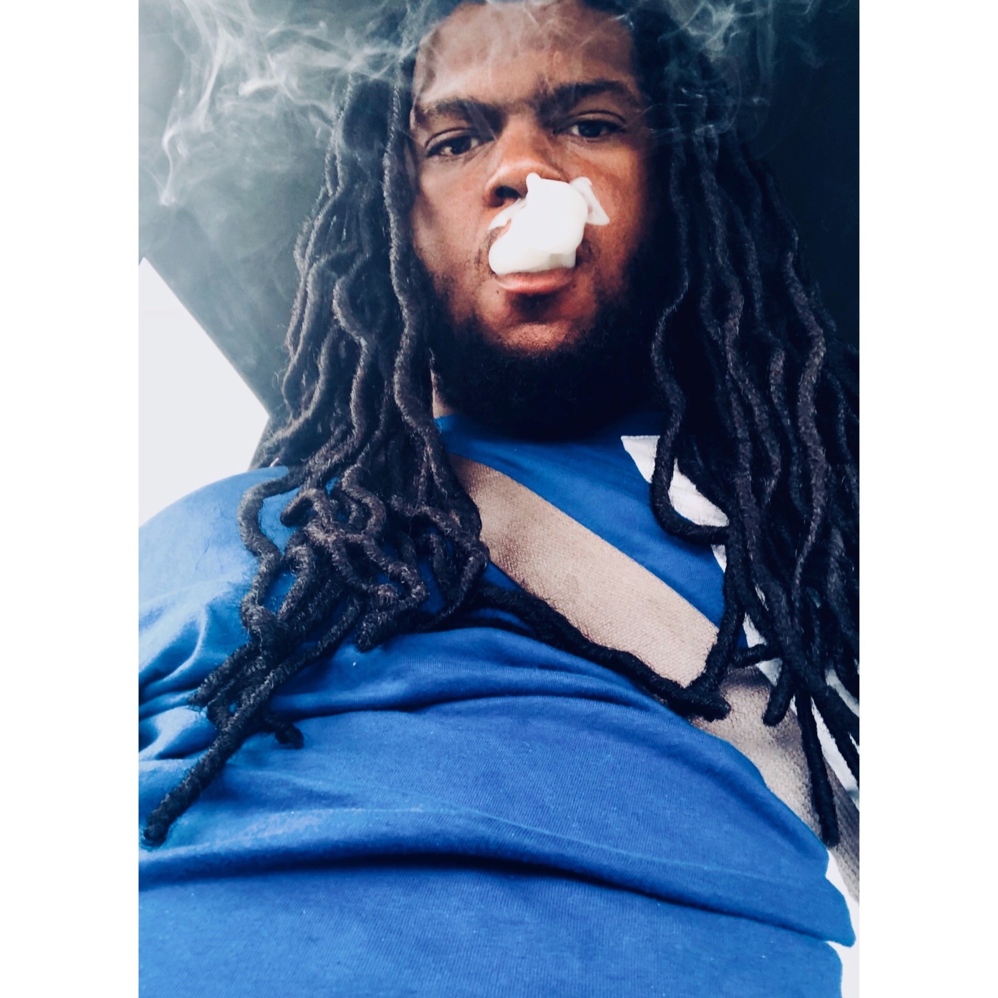 JaeRacks's profile picture. 22 ♌️| Rise-N-Grind💰| Dream💭| Under Construction⚠️| 🌇Ca 🛫 Mi🌇| College Student👨🏾‍🎓| Married 👨‍❤️‍👨👬 |