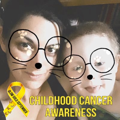 scarfomel's profile picture. Be Silly 😋 Be Kind ❤️ Be Weird 🤪.                                     Raisingawarenessforchildhoodcancer 🎗