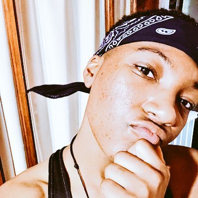 What makes me interesting you ask? 🤔 I mind my own fucking business🤭 ...it’s spectacular Ik 😎😉