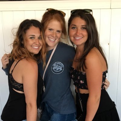 laurahoban's profile picture. 