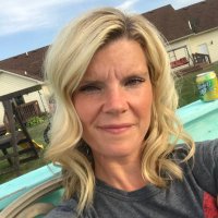 Erin Williamson - @ErinWil75768278 Twitter Profile Photo