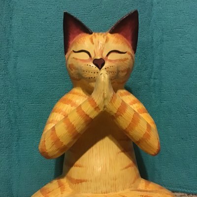 Mostly mind my own business. Cats are cool, dogs too. Love nature. 🌜🌟 Follow all mellow beings. Prefer no drama aka Beatrice Wylee