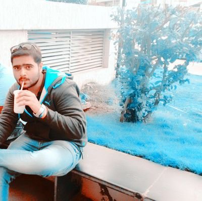 Shrinid89312336's profile picture. 