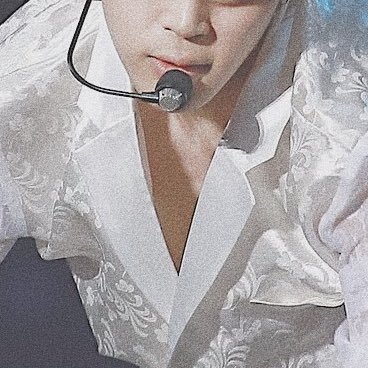 𝘴𝘩𝘦’𝘴 𝘥𝘳𝘦𝘢𝘮𝘪𝘯𝘨 𝘰𝘧 𝘴𝘦𝘳𝘦𝘯𝘥𝘪𝘱𝘪𝘵𝘺 ... #종대🍓 + #지민💌