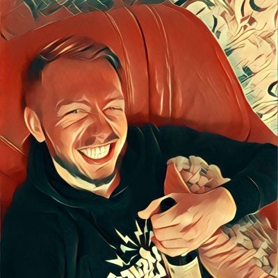 hero_ihorich's profile picture. Немного музицирую, немного программирую, бегаю полумарафоны за пивом 😁