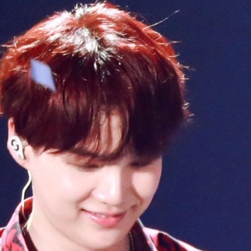 Khi nào em mới có thể gặp anh . khi đã yêu anh r tym em chỉ còn 1 cổng duy nhất thôi ( Min Yoongi )😍😍😍😉