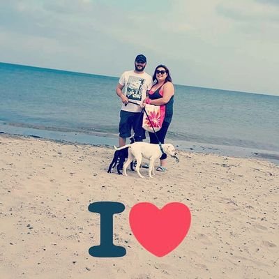 ◾25
◾6 Boxers 🐶🐶🐶🐶🐶🐶
◾Engaged too Danny
◾Canada
◾cape Breton , Nova Scotia