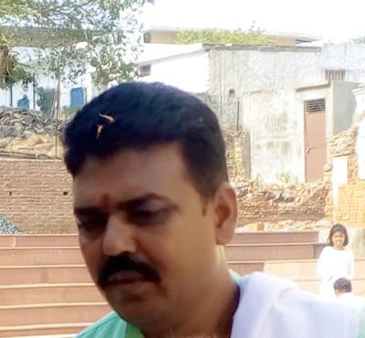 TighYPeaSLWez5G's profile picture. 