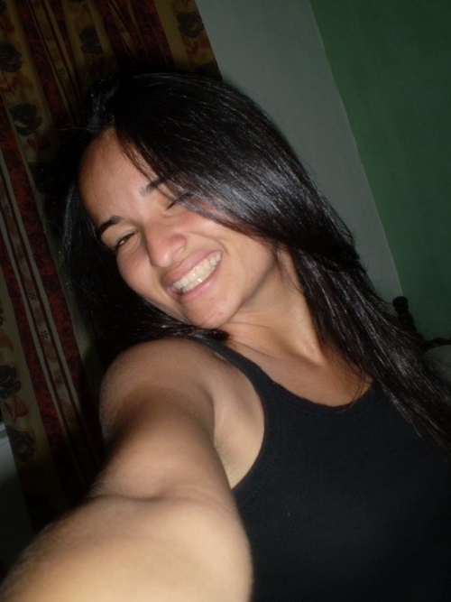 Sou Nismenia Andrade, inteligente, simpatica, e muito realista, essa sou eu.