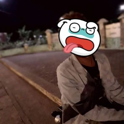 MikkleSithu's profile picture. University Student (Phys)